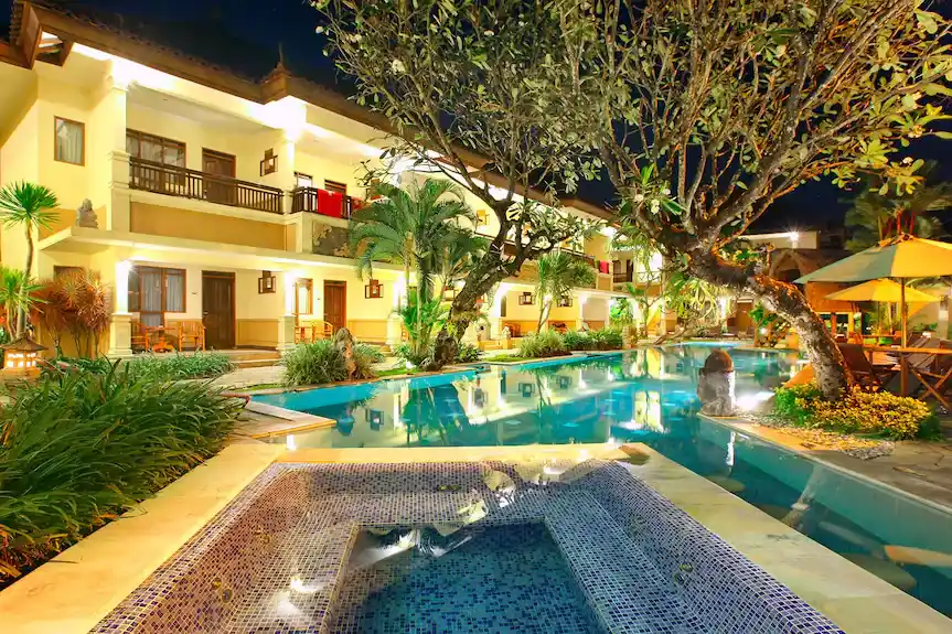 Mutiara Bali Boutique Resort and Villas, Penginapan Mewah di Seminyak