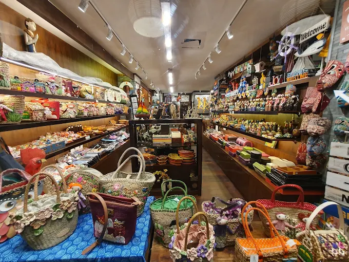 Pasar Seni di Bali yang Bikin Traveler Betah Belanja Seharian