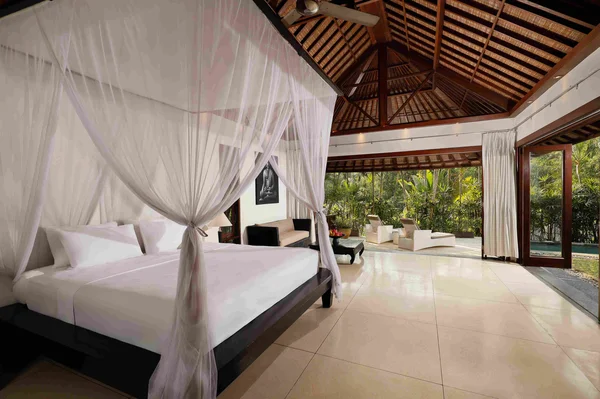 Pilihan Villa untuk Honeymoon di Bali yang Eksklusif
